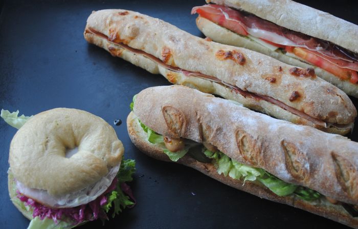 �T���h�t�F�A