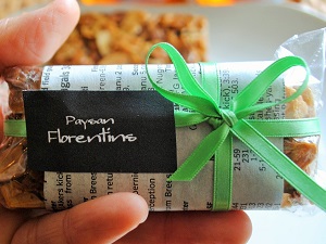 �t�������^���P�[�L